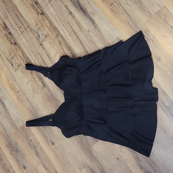 A&H SPORTSWEAR Black Padded Cup 3 Tier Ruffle Tankini Top - Picture 2 of 9